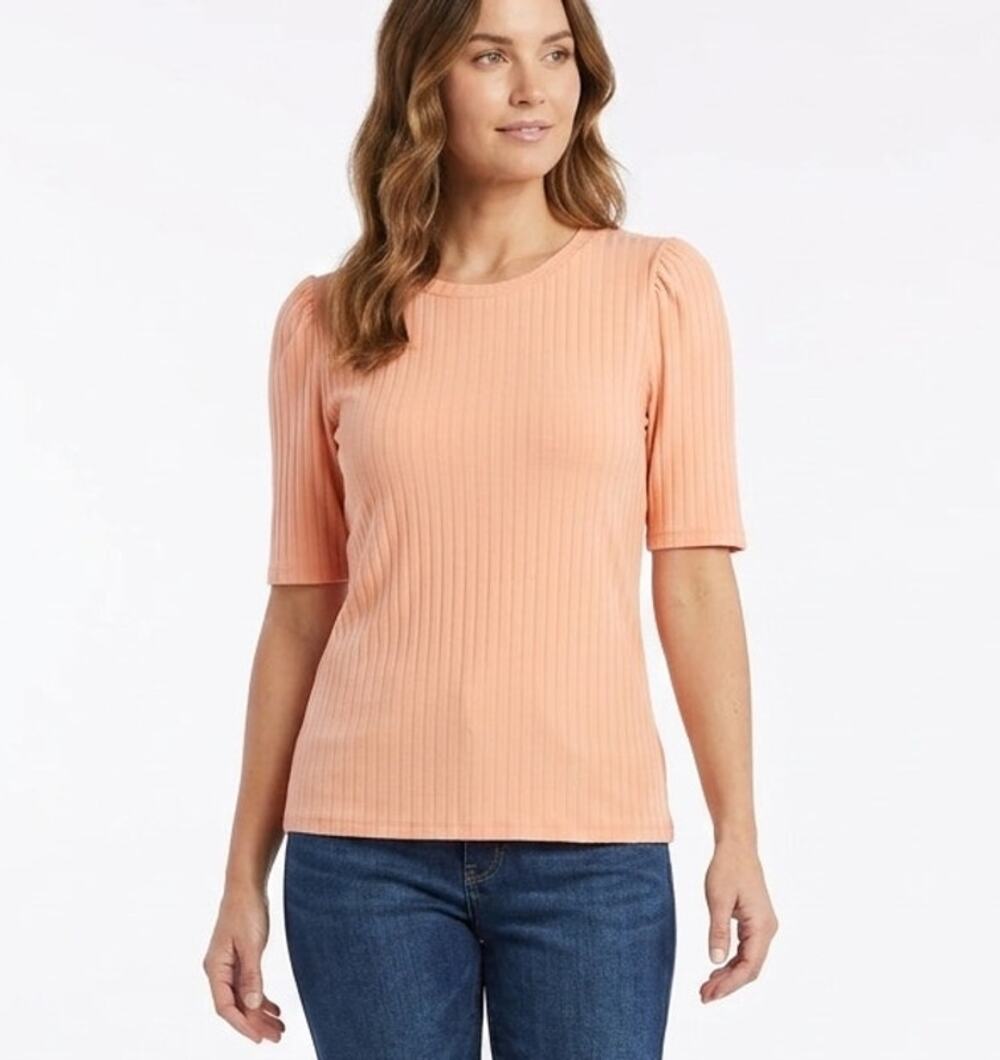 Ophelia Roe Top, Medium, Peach Short Sleeve Crew Neck Knit Casual Summer Shirt